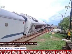 KA Purwojaya Anjlok di Bekasi, 232 Penumpang Selamat! Ini Kronologi Lengkap & Penanganan KAI