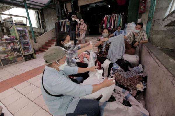 Langkah Purbaya Hentikan Impor Baju Bekas: DPR Soroti Dampak Luar Biasa bagi Industri Tekstil Nasional