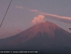 Gunung Semeru Meletus 2025: Tinggi Abu 700 Meter & Zona Bahaya yang Wajib Dihindari