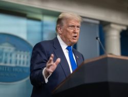 Trump Ucapkan Terima Kasih ke Qatar di Air Force One: Kunci Gencatan Senjata Gaza & Masa Depan Perdamaian