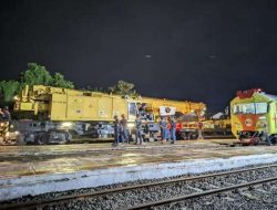 KA Purwojaya Anjlok di Bekasi, Evakuasi Rampung dan Jalur Kembali Normal