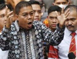Mengenang Johnson Panjaitan: Kisah Pengacara yang Ditakuti Jaksa & Pembela Rakyat Kecil