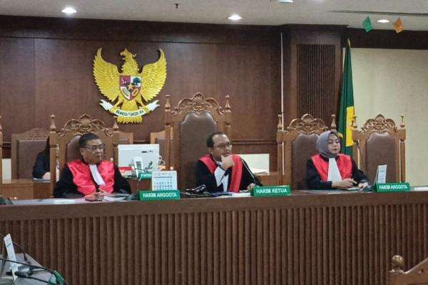 Gugatan Ijazah SMA Gibran Diperkarakan di PN Jakpus, Tuntutan Ganti Rugi Rp125 Triliun!