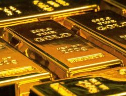Harga Emas Anjlok! Ini 3 Faktor Pemicu & Prospek 2025