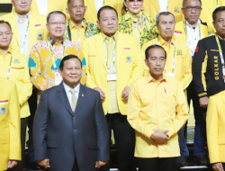 LSI Denny JA Ungkap 3 Musuh Bersama yang Harus Dihancurkan Prabowo untuk Raih Dukungan Massa