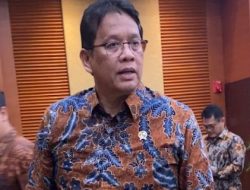 Menkeu Purbaya Ancam Tangkap Importir Thrifting Ilegal: Saya Tangkap Duluan!