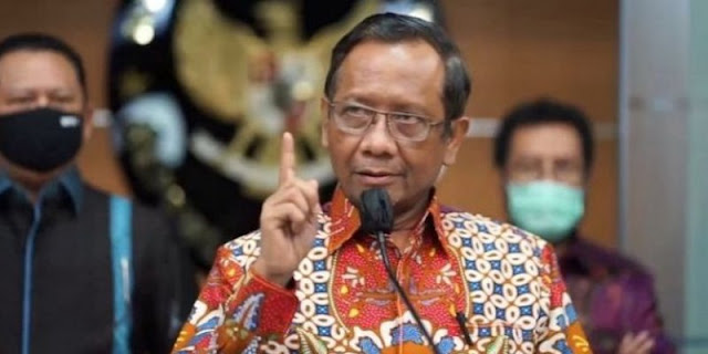 Mahfud MD Bongkar Fakta: Luhut Binsar Pandjaitan Tidak Terlibat Awal Proyek Kereta Cepat Whoosh?