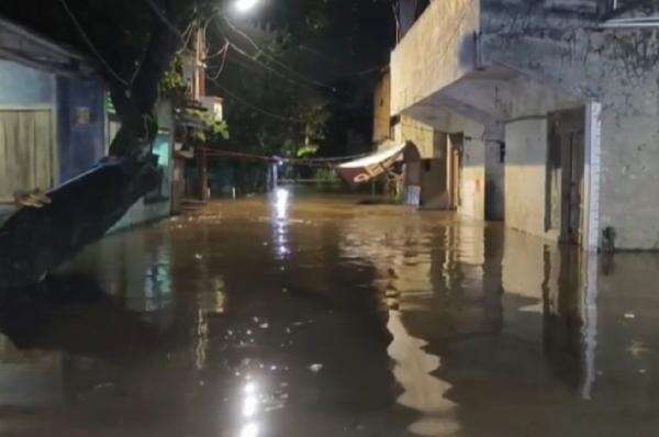 Update Banjir Jakarta Hari Ini: 19 RT di Jaksel & Jaktim Masih Tergenang 125 cm