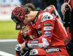Francesco Bagnaia Buka Suara Soal Ban Bocor yang Gagalkan Podium di MotoGP Malaysia