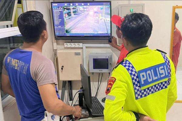 Kronologi Kecelakaan Maut Sragen: 4 Anggota Keluarga Tewas Ditabrak Pikap, Pelaku Kabur!