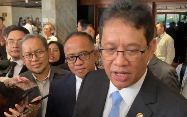 Menteri Purbaya Ancam Panggil Himbara Jika Dana Koperasi Desa Tak Cair Segera!
