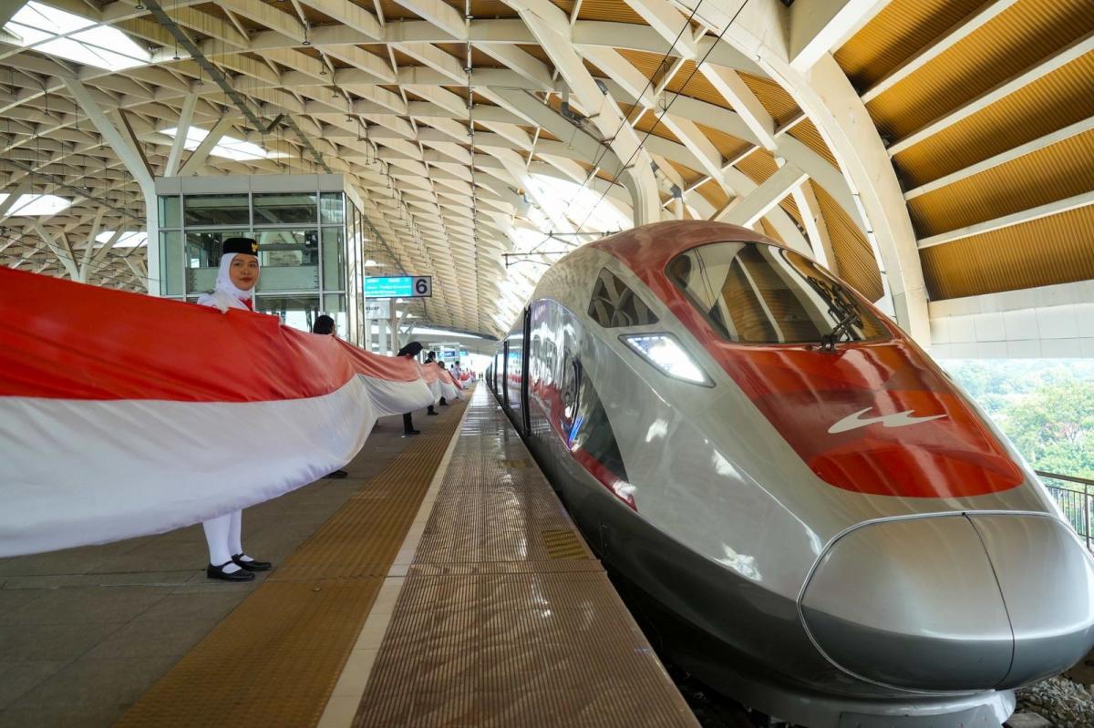 Purbaya: Ekonomi di Sekitar Jalur Whoosh Harus Dikembangkan, Ini Alasannya