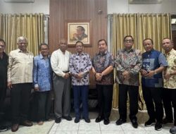 Purnawirawan Polri Bertemu Mahfud MD, Bahas Apa?