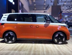 Volkswagen ID.Buzz Vs MPV Listrik China: Siapa Unggul di Harga Rp 1,49 M?