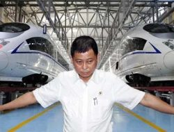 Dibongkar Mahfud MD: 5 Pejabat Jokowi Dipecat Gara-gara Tolak Proyek Kereta Cepat Whoosh