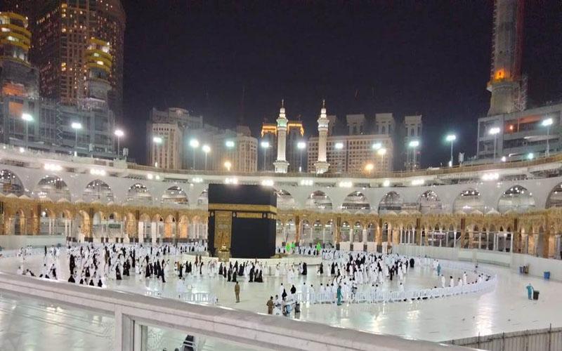 UU Umrah Mandiri 2025 Dilegalkan, Komnas Haji Beri Peringatan Keras Ini!