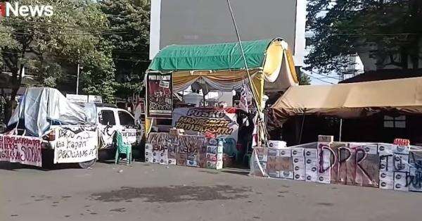 Banjir Bantuan Logistik! Ribuan Warga Pati Siap Gelar Aksi Pemakzulan Bupati