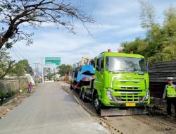 Truk Anjlok di Kosambi Tangerang Pagi Ini, Lalu Lintas Macet Parah