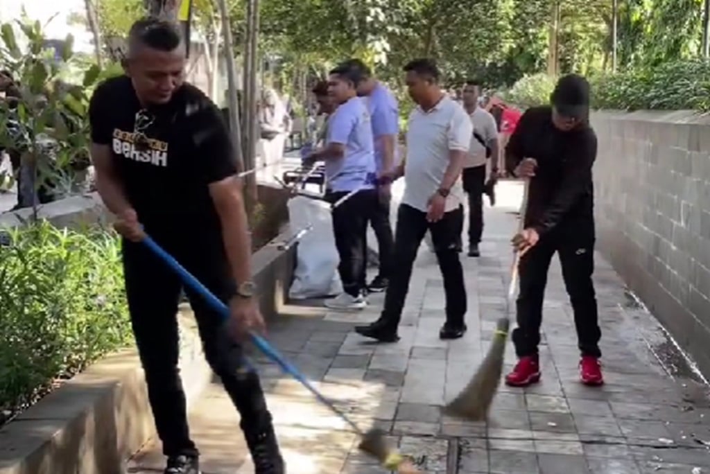 Wakil Wali Kota Bogor Geram Temukan Genangan Air Kencing di Alun-Alun, Doakan Pelaku Masuk Neraka