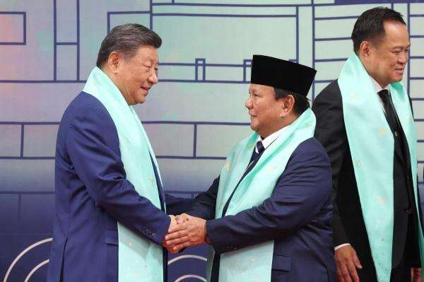 Prabowo dan Xi Jinping Berjabat Tangan di KTT APEC 2025, Bahas Kerja Sama dan Stabilitas Global