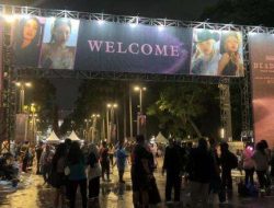 BLACKPINK Jakarta 2025: Kisah BLINK Nonton dari Luar GBK, Gagal Tiket!