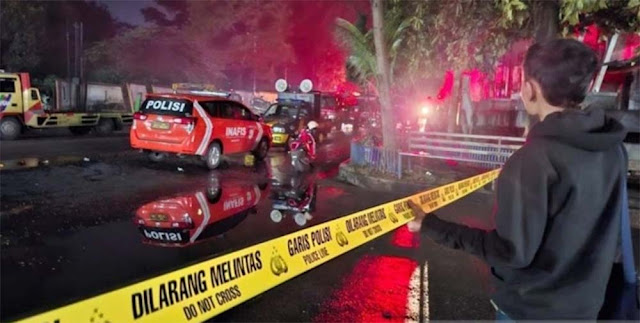 Kronologi Truk Tangki BBM Terbakar di Cianjur: 6 Ruko Hangus, Ledakan & Korban Luka