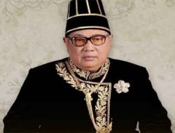 Jokowi & Gibran Melayat ke Solo, Berduka atas Wafatnya Raja PB XIII