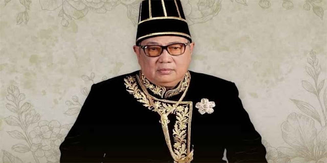 Jokowi & Gibran Melayat ke Solo, Berduka atas Wafatnya Raja PB XIII