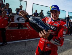 Jorge Lorenzo Tantang Marc Marquez: Buktikan GOAT MotoGP dengan Juara di Pabrikan Ketiga