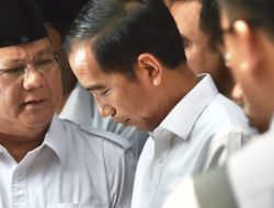 Prabowo Jadi Sandaran Jokowi dan Relawannya