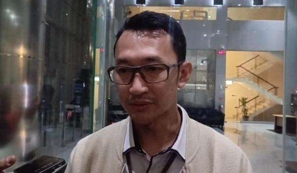 KPK Tangkap Gubernur Riau Abdul Wahid dalam OTT: 10 Orang Diamankan, Uang Tunai Disita