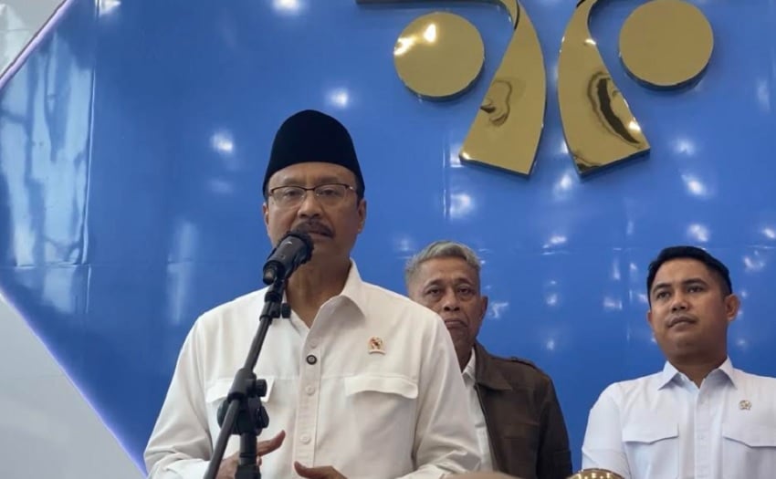 Larangan Penggunaan Bansos untuk Beli Rokok & Bayar Utang, Mensos Ingatkan!