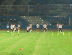 Kedisiplinan Puasa Medsos Timnas Indonesia U-17 Puji Pelatih Nova Arianto Jelang Piala Dunia