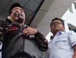 Demo Komisaris Transjakarta Ancam Gorok Leher, Kecaman Publik Internasional & Desak Dipecat