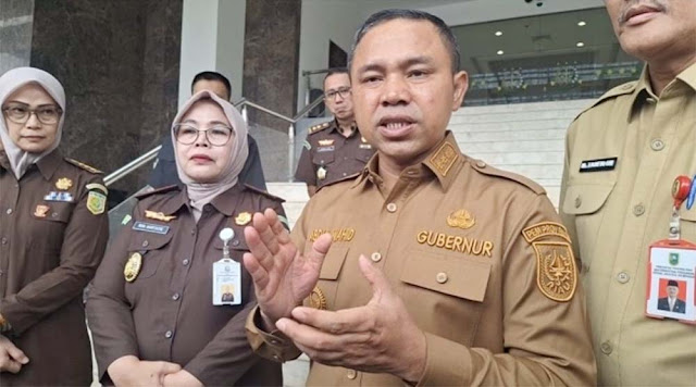Gubernur Riau Abdul Wahid Terjerat OTT KPK: Fakta Lengkap & Klarifikasi Ustaz Abdul Somad (UAS)