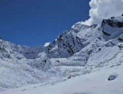 Longsor Salju Nepal Tewaskan 7 Pendaki Internasional di Base Camp Yalung Ri