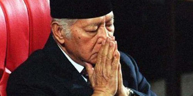 Gelar Pahlawan Nasional untuk Soeharto: Polemik Pelanggaran HAM dan KKN yang Tak Kunjung Usai