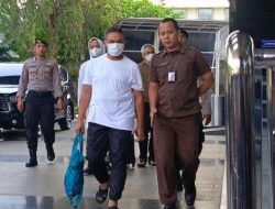 Gubernur Riau Abdul Wahid Ditangkap KPK: Kronologi OTT hingga Tiba di Gedung Merah Putih