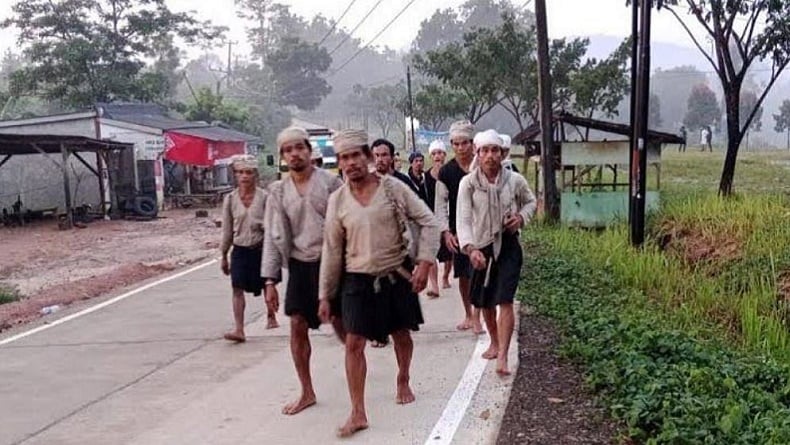 Remaja Baduy Dibegal Sadis di Cempaka Putih, Uang Rp3 Juta dan Madu Dagangan Lenyap