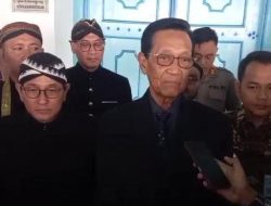 Sri Sultan HB X Melayat ke Keraton Solo, Sampaikan Duka Cita Wafatnya PB XIII