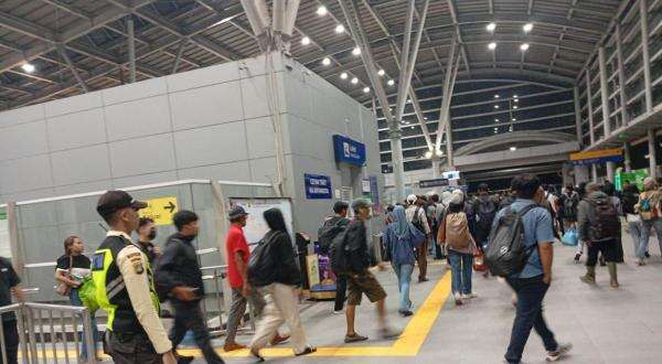 KAI Janji Evaluasi SOP Stasiun Cikarang Usai Insiden Viral, Ini Langkah Perbaikannya