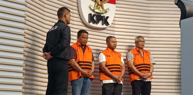 Gubernur Riau Abdul Wahid Ditahan KPK: Kronologi OTT dan Barang Bukti Rp1,6 Miliar