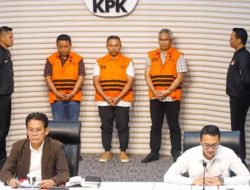 Kode Rahasia Korupsi Gubernur Riau Jatah Preman & 7 Batang Terbongkar
