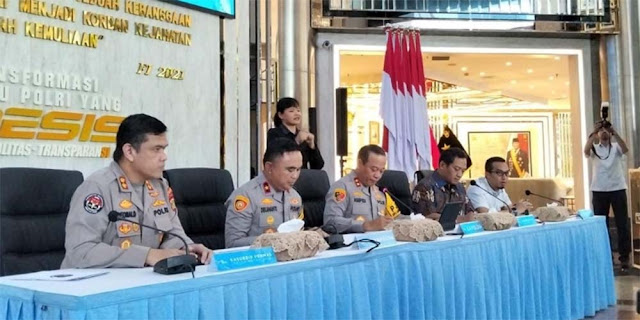 8 Tersangka Kasus Ijazah Jokowi: Roy Suryo, Eggi Sudjana, dan Kronologi Lengkap