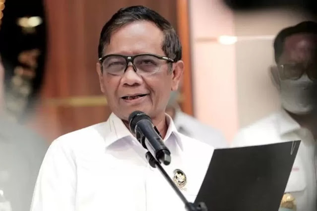 Mahfud MD Bantah Tegas Pernyataan Ijazah Jokowi Asli, Sebut Berita Bohong