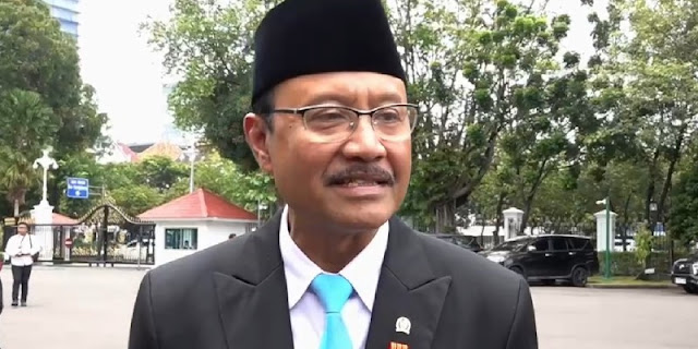 Dukungan Rp 57 Juta/Tahun untuk Keluarga 10 Pahlawan Nasional 2025, Termasuk Gus Dur & Soeharto