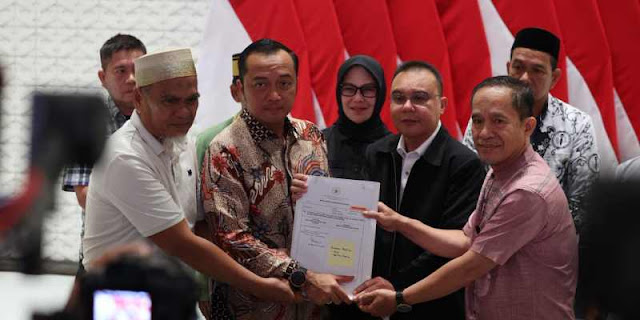 Presiden Prabowo Tandatangani Rehabilitasi untuk 2 Guru Luwu Utara: Pemulihan Hak & Nama Baik