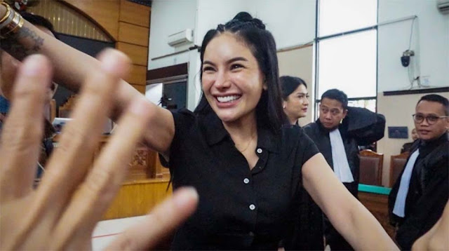 Nikita Mirzani Buka Suara Soal Tudingan Jualan Produk dari Rutan Pondok Bambu