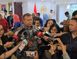 DPR Minta MKD Verifikasi Ijazah Palsu Hakim MK: Proses & Dampaknya