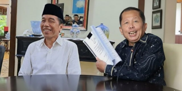 Denny Indrayana Bongkar Beda Sikap Jokowi dan Arsul Sani Soal Ijazah